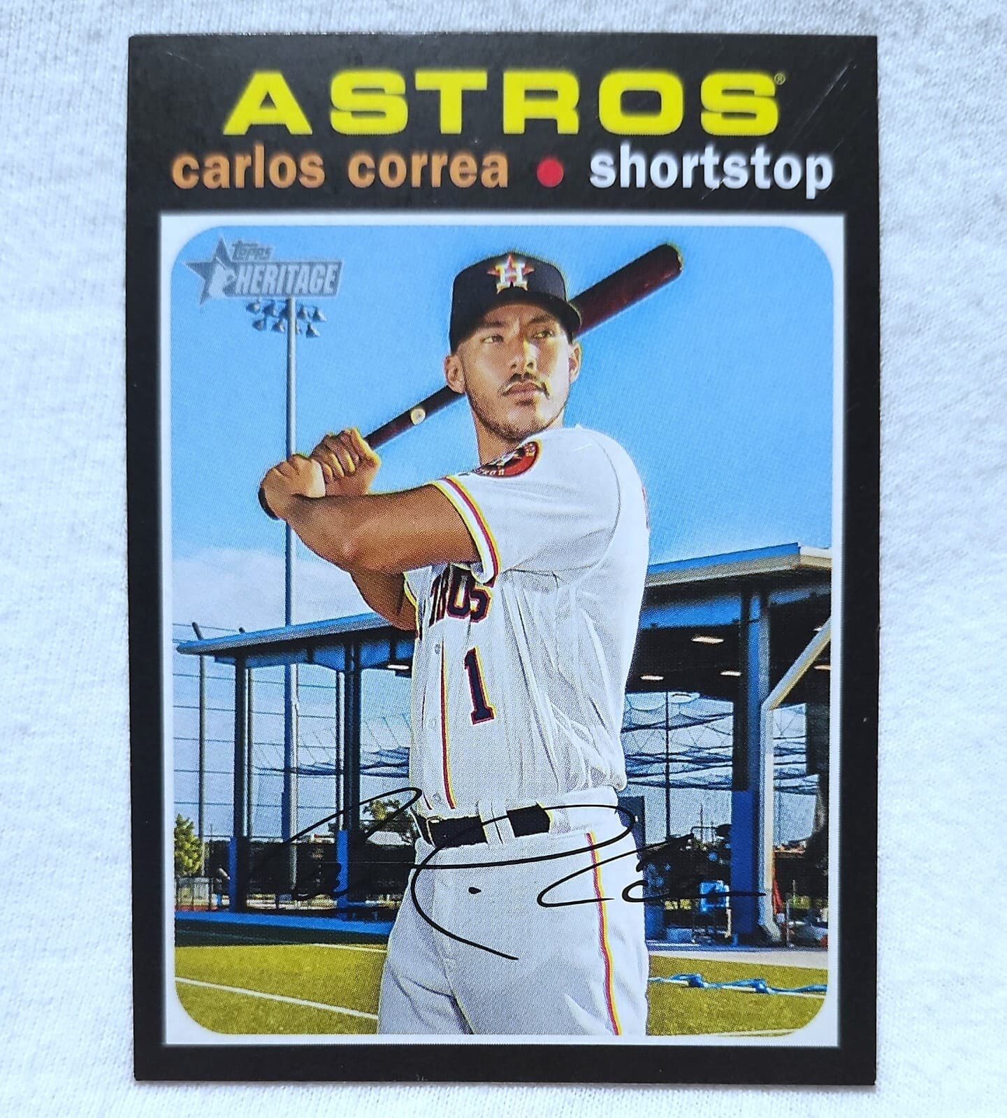 Carlos Correa Houston 2020 Topps Heritage 2020 Topps Heritage