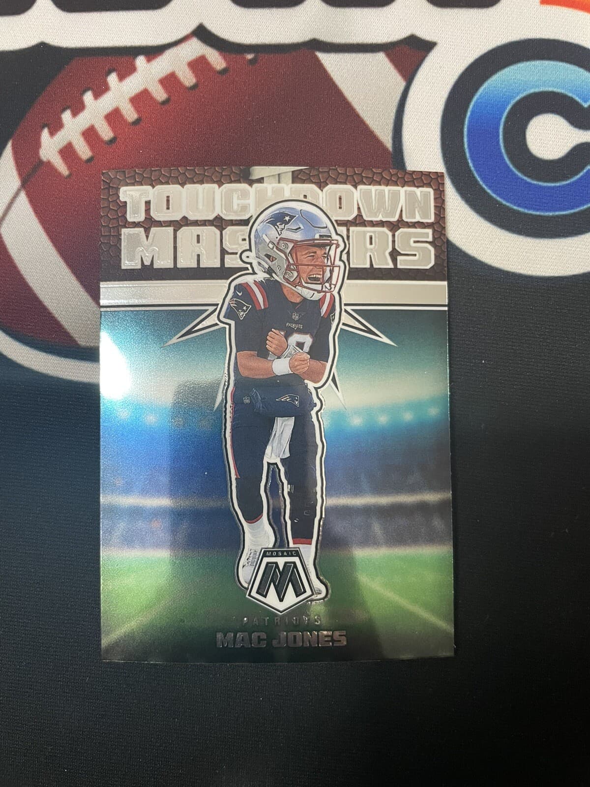 Mac Jones 2022 Panini Mosaic