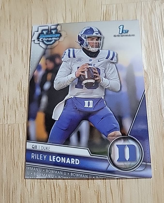 University RILEY LEONARD 1st D 2023 Bowman Chrome