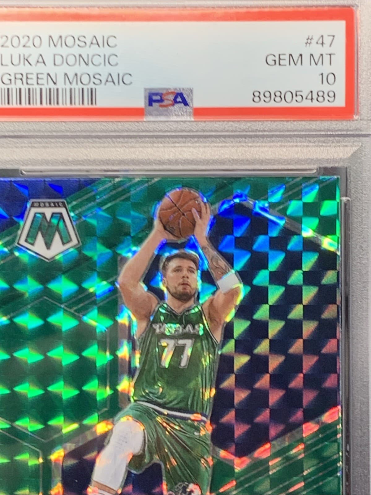 Luka Doncic Green 2020 Panini Mosaic