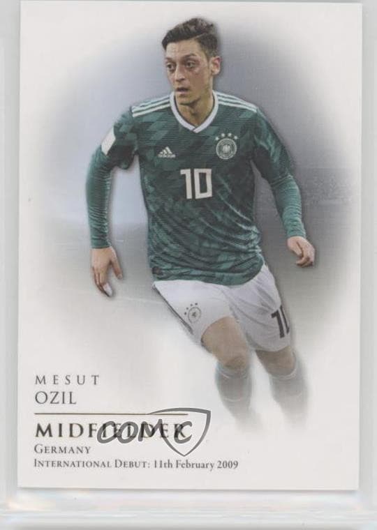 Futera Unique Mesut 2018 Unknown 2018 Unknown