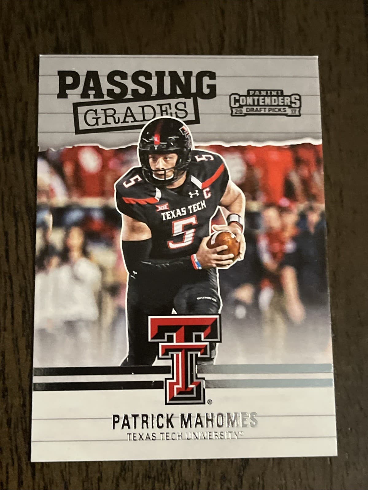 Patrick Mahomes II trading card