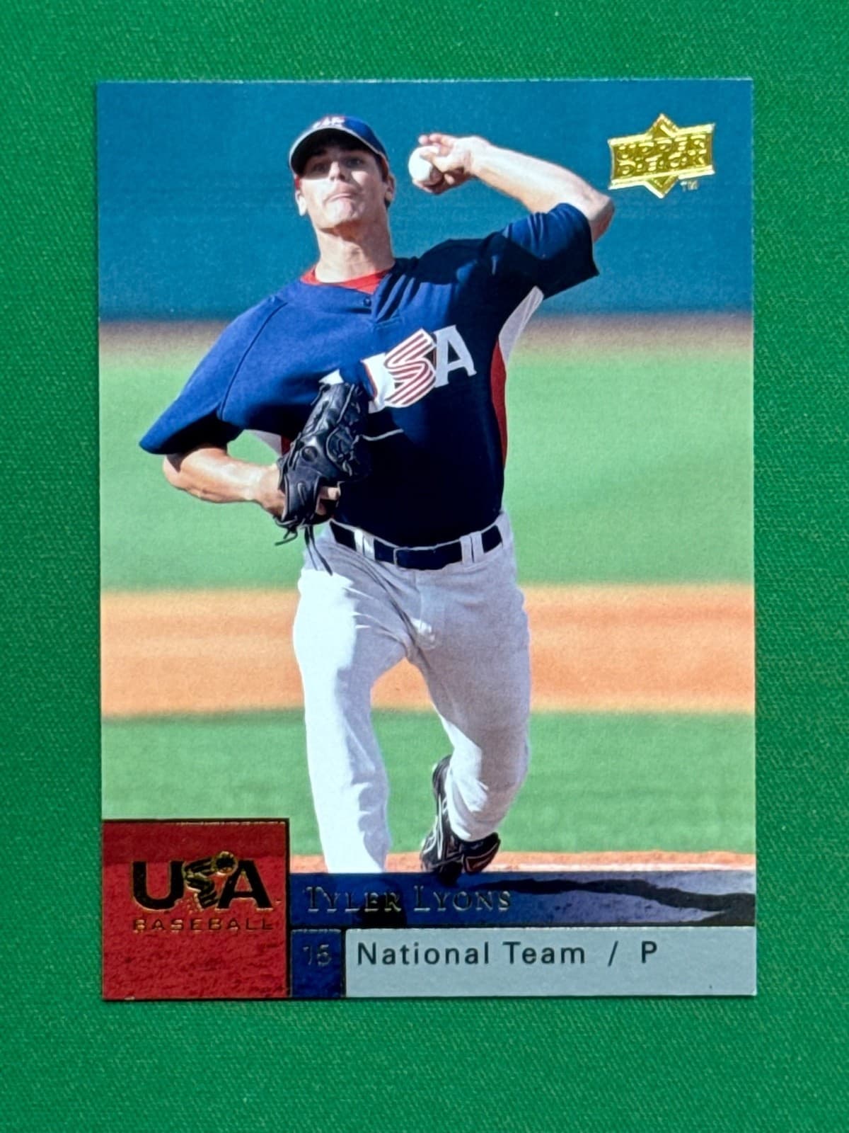 Tyler Lyons trading card